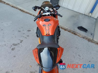 Zdjęcie 6 z 10 samochodu: 2009 KAWASAKI ZX1000 E VIN:JKAZXCE179A022701 - miniatura