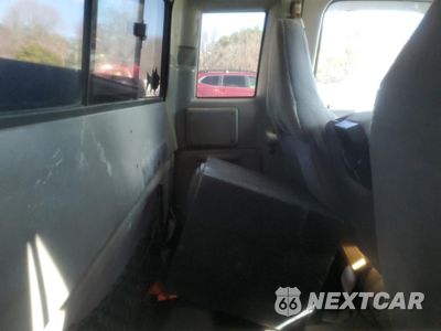 Zdjęcie 10 z 12 samochodu: 2002 MAZDA B3000 CAB PLUS VIN:4F4YR16U72TM16130 - miniatura