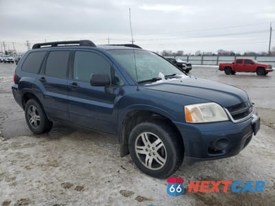 Czwarte zdjęcie samochodu z boku: 2006 MITSUBISHI ENDEAVOR LS VIN:4A4MN21S76E042300 - miniatura