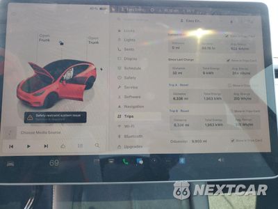 Zdjęcie 9 z 13 samochodu: 2023 TESLA MODEL Y VIN:7SAYGDEF2PF969087 - miniatura