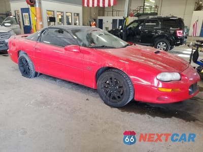 Czwarte zdjęcie samochodu z boku: 2001 CHEVROLET CAMARO Z28 VIN:2G1FP22G512138959 - miniatura