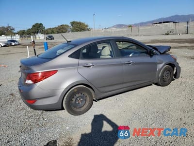 Trzecie zdjęcie samochodu z tyłu: 2013 HYUNDAI ACCENT GLS VIN:KMHCT4AE8DU312521 - miniatura