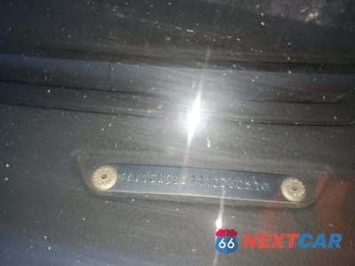 Zdjęcie 13 z 13 samochodu: 2001 VOLVO V70 T5 TURBO VIN:YV1SW53D111026051 - miniatura