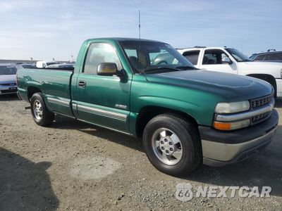 Czwarte zdjęcie samochodu z boku: 1999 CHEVROLET SILVERADO C1500 VIN:1GCEC14T1XE140580 - miniatura