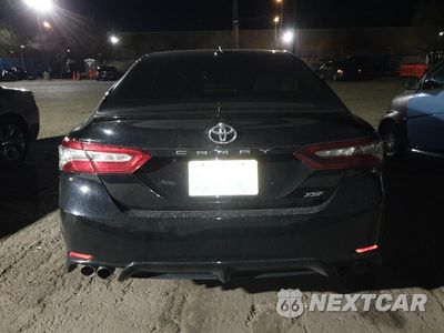 Zdjęcie 6 z 12 samochodu: 2018 TOYOTA CAMRY HYBRID VIN:4T1B21HK0JU004596 - miniatura