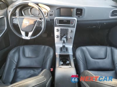 Zdjęcie 8 z 12 samochodu: 2017 VOLVO V60 PREMIER VIN:YV149MSK4H1342712 - miniatura