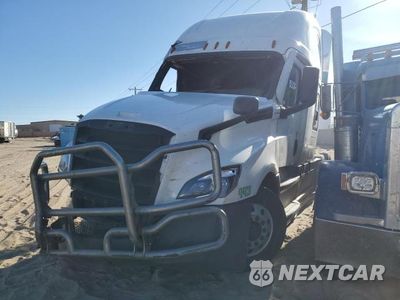 Drugie zdjęcie samochodu z przodu: 2020 FREIGHTLINER CASCADIA 126 SEMI TRUCK VIN:3AKJHHDR8LSLM9928 - miniatura