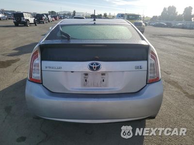 Zdjęcie 6 z 12 samochodu: 2015 TOYOTA PRIUS VIN:JTDKN3DU8F1915058 - miniatura