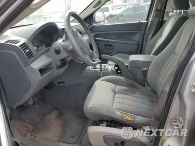 Zdjęcie 7 z 13 samochodu: 2006 JEEP GRAND CHEROKEE LAREDO VIN:1J4GR48K56C171992 - miniatura