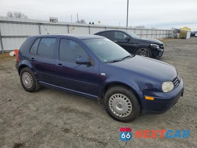 Czwarte zdjęcie samochodu z boku: 2002 VOLKSWAGEN GOLF GLS VIN:9BWGB21J524023951 - miniatura