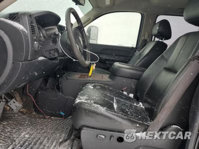Zdjęcie 7 z 14 samochodu: 2007 CHEVROLET SILVERADO K2500 HEAVY DUTY VIN:1GCHK23K57F559833 - miniatura