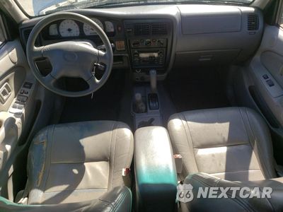 Zdjęcie 8 z 14 samochodu: 2002 TOYOTA TACOMA DOUBLE CAB VIN:5TEHN72N62Z098993 - miniatura