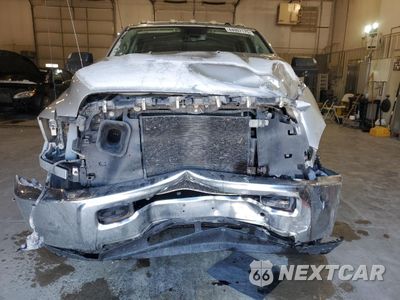 Piąte zdjęcie samochodu w środku: 2017 RAM 3500 ST VIN:3C63R3CL0HG546628 - miniatura