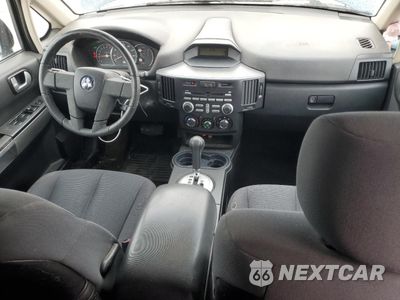 Zdjęcie 8 z 13 samochodu: 2006 MITSUBISHI ENDEAVOR LS VIN:4A4MN21S76E042300 - miniatura