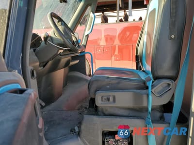 Zdjęcie 7 z 13 samochodu: 2023 RIVIAN EDV 700 VIN:7FCEHEB73PN009787 - miniatura