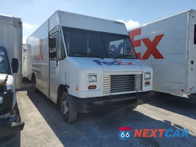 Czwarte zdjęcie samochodu z boku: 2021 FORD F59 VIN:1F65F5KNXM0A09680 - miniatura
