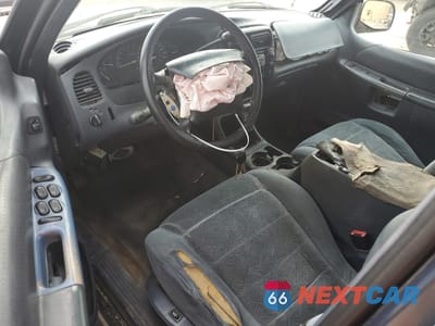 Zdjęcie 8 z 12 samochodu: 1998 FORD EXPLORER VIN:1FMZU35P7WZC24885 - miniatura