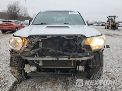 Piąte zdjęcie samochodu w środku: 2012 TOYOTA TACOMA DOUBLE CAB VIN:3TMLU4EN5CM085089 - miniatura