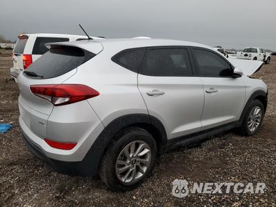 Trzecie zdjęcie samochodu z tyłu: 2018 HYUNDAI TUCSON SE VIN:KM8J2CA42JU764293 - miniatura