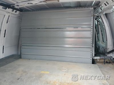 Zdjęcie 10 z 13 samochodu: 2013 CHEVROLET EXPRESS G2500 VIN:1GCWGFCAXD1151070 - miniatura