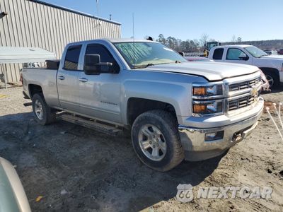 Czwarte zdjęcie samochodu z boku: 2015 CHEVROLET SILVERADO K1500 LT VIN:1GCVKREC6FZ276467 - miniatura