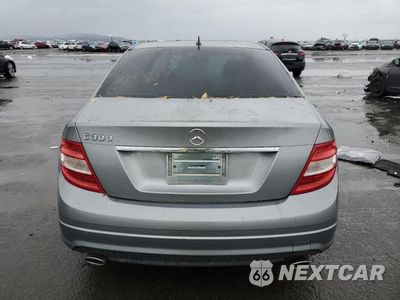 Zdjęcie 6 z 12 samochodu: 2010 MERCEDES-BENZ C 300 VIN:WDDGF5EB8AR103190 - miniatura