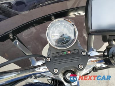 Zdjęcie 7 z 10 samochodu: 2017 HARLEY-DAVIDSON XL883 SUPERLOW VIN:1HD4CR21XHC443526 - miniatura