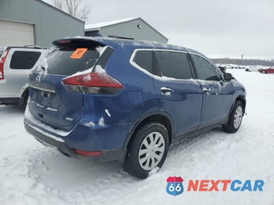 Trzecie zdjęcie samochodu z tyłu: 2019 NISSAN ROGUE S VIN:5N1AT2MV9KC729074 - miniatura