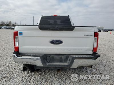 Zdjęcie 6 z 14 samochodu: 2018 FORD F250 SUPER DUTY VIN:1FT7W2B61JEC47249 - miniatura