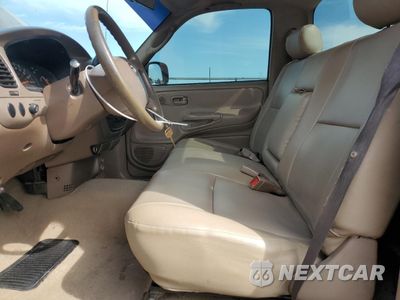 Zdjęcie 7 z 14 samochodu: 2004 TOYOTA TUNDRA VIN:5TBJN32154S437730 - miniatura