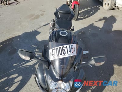 Piąte zdjęcie samochodu w środku: 2011 SUZUKI GSX750 VIN:JS1GR7MA5B2104677 - miniatura