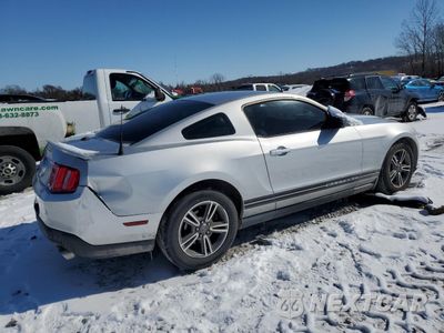 Trzecie zdjęcie samochodu z tyłu: 2012 FORD MUSTANG VIN:1ZVBP8AM7C5228876 - miniatura