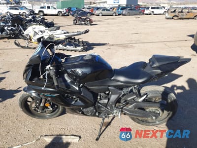 Trzecie zdjęcie samochodu z tyłu: 2023 YAMAHA YZFR7 VIN:JYARM38E7PA005208 - miniatura