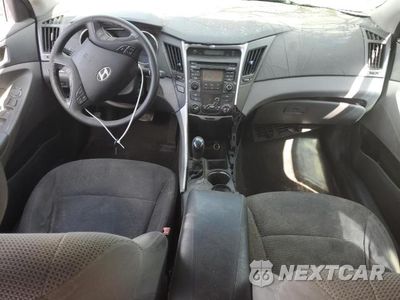 Zdjęcie 8 z 12 samochodu: 2011 HYUNDAI SONATA GLS VIN:5NPEB4AC3BH083929 - miniatura