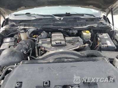 Zdjęcie 12 z 14 samochodu: 2015 RAM 3500 SLT VIN:3C63RRHL5FG648211 - miniatura