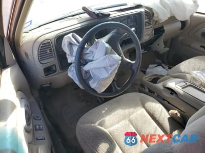 Zdjęcie 8 z 12 samochodu: 1997 CHEVROLET GMT-400 C1500 VIN:1GCEC19RXVE267449 - miniatura