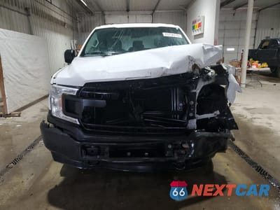 Piąte zdjęcie samochodu w środku: 2018 FORD F150 SUPER CAB VIN:1FTFX1E57JKE93911 - miniatura