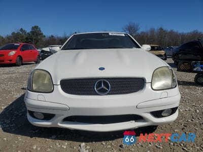 Piąte zdjęcie samochodu w środku: 2002 MERCEDES-BENZ SLK 230 KOMPRESSOR VIN:WDBKK49F42F266833 - miniatura