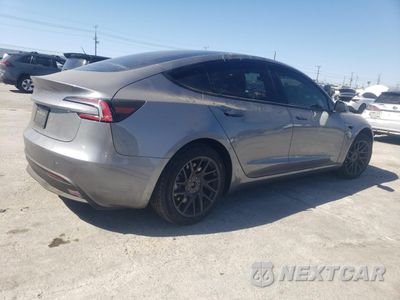 Trzecie zdjęcie samochodu z tyłu: 2024 TESLA MODEL 3 VIN:5YJ3E1EA0RF873445 - miniatura