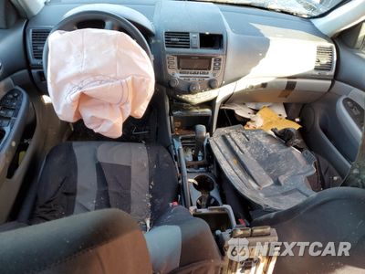 Zdjęcie 8 z 12 samochodu: 2007 HONDA ACCORD SE VIN:1HGCM56307A000392 - miniatura
