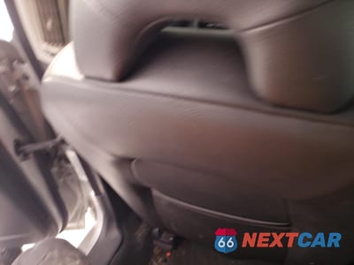 Zdjęcie 8 z 12 samochodu: 2005 VOLVO V70 VIN:YV1SW612951461624 - miniatura