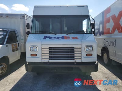 Piąte zdjęcie samochodu w środku: 2021 FORD F59 VIN:1F65F5KNXM0A09680 - miniatura