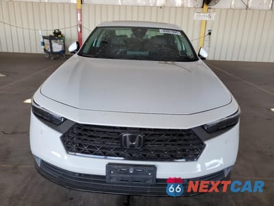Piąte zdjęcie samochodu w środku: 2023 HONDA ACCORD TOURING HYBRID VIN:1HGCY2F80PA021984 - miniatura