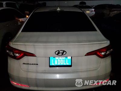 Zdjęcie 6 z 12 samochodu: 2017 HYUNDAI SONATA SE VIN:5NPE24AF3HH572317 - miniatura