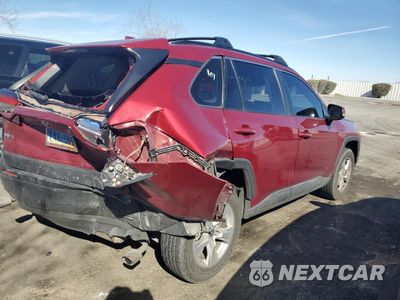 Trzecie zdjęcie samochodu z tyłu: 2019 TOYOTA RAV4 XLE VIN:JTMW1RFVXKD037437 - miniatura