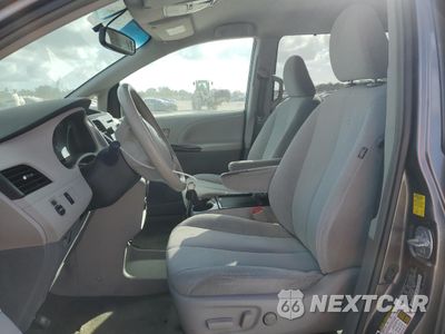 Zdjęcie 7 z 15 samochodu: 2011 TOYOTA SIENNA LE VIN:5TDKK3DC2BS026091 - miniatura