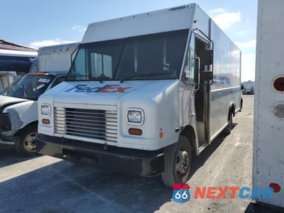 2021 FORD F59 1F65F5KNXM0A09680 - główne zdjęcie licytacji z USA - miniatura