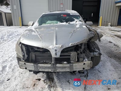 Piąte zdjęcie samochodu w środku: 2013 LINCOLN MKS VIN:1LNHL9EK7DG616120 - miniatura