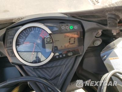 Zdjęcie 7 z 9 samochodu: 2011 SUZUKI GSX750 VIN:JS1GR7MA5B2104677 - miniatura