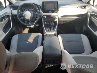 Zdjęcie 8 z 13 samochodu: 2020 TOYOTA RAV4 XLE VIN:2T3W1RFV1LC051703 - miniatura